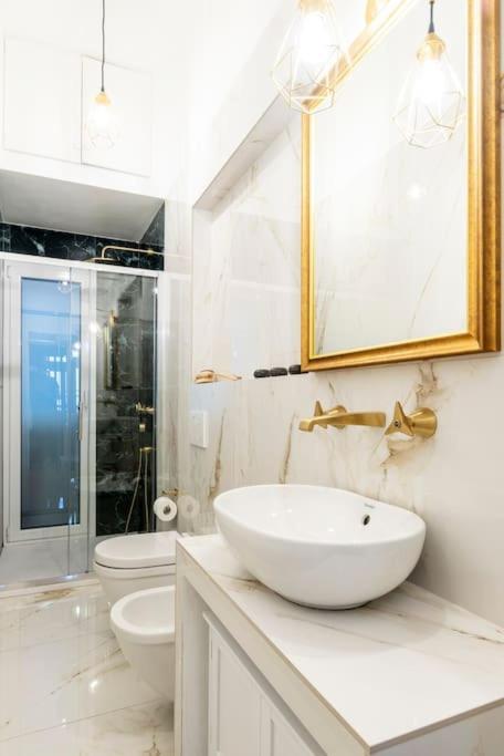 Velasca Flexyrent Apt. Aircon - Wifi - Brand New Милан Экстерьер фото